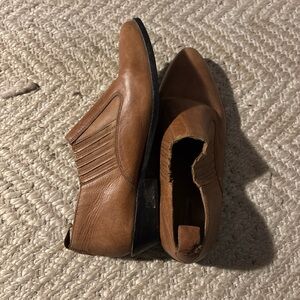 Elegant Brown Leather Men's Slip-On Loafers